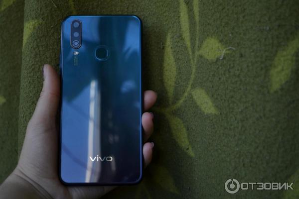 Смартфон Vivo Y17 фото