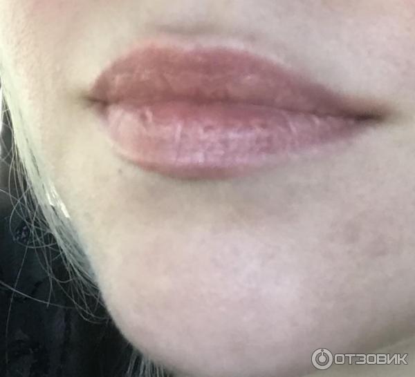 Губная помада Bobbi Brown Lip Color фото