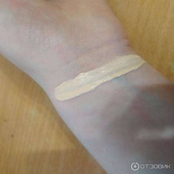 Консилер Essence Сamouflage. Matt concealer фото