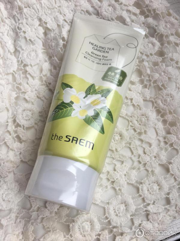 Пенка для умывания The Saem Healing tea garden Green tea cleansing foam фото