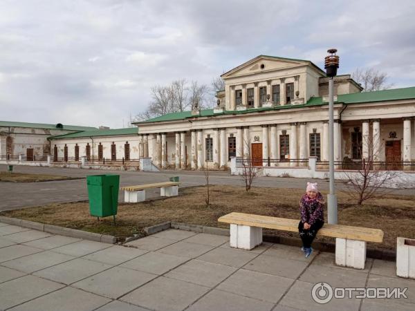 старое здание театра