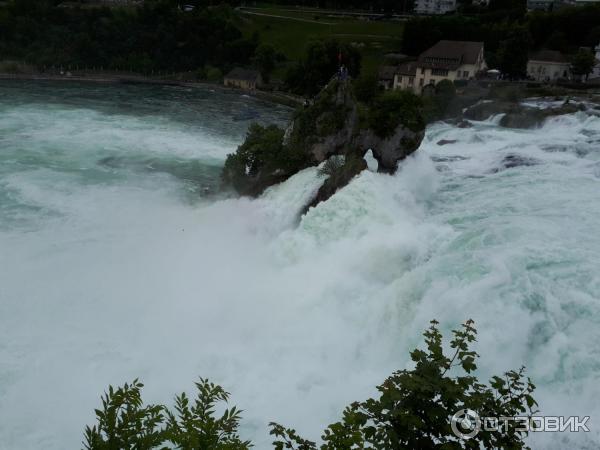 Рейнский водопад (Швейцария) фото