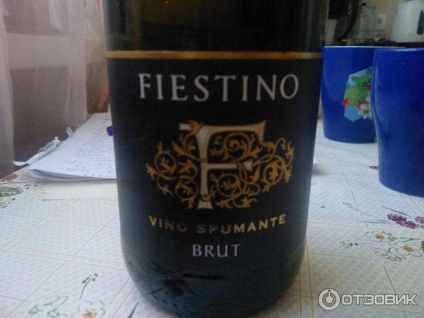 Вино альфабето. Вино фиестино дольче. Вино альфабето. Кава пасос де оро экстра брют. Fiestino brut.