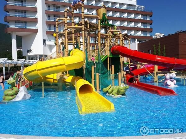 Отель Alean Family Resort & SPA Biarritz (Россия, Геленджик) фото