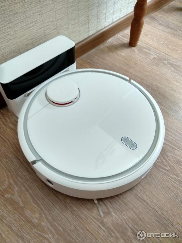 Робот-пылесос Xiaomi Mijia Mi Robot Vacuum Cleaner SKV4000CN фото