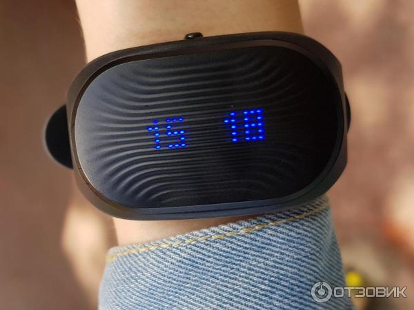 Фитнес-браслет Healbe GoBe 2 фото