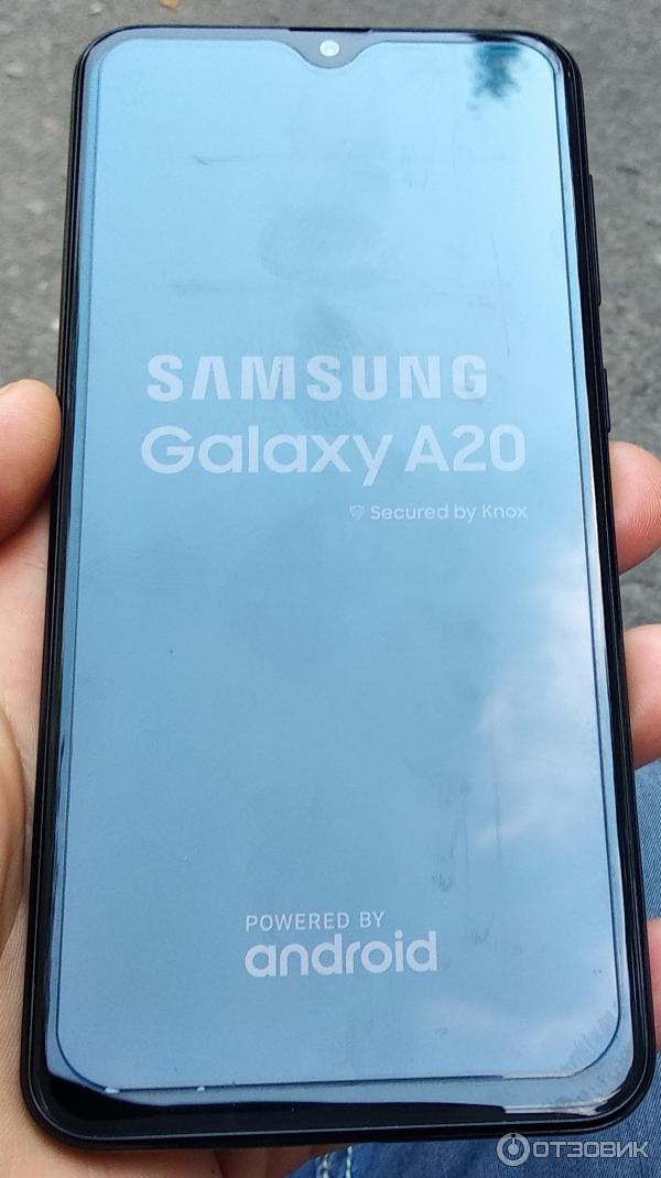 Смартфон Samsung Galaxy А20 фото