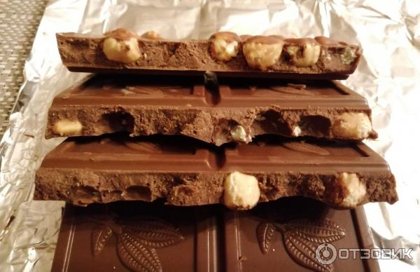 Шоколад Dipa Sas Choco&Nuts с цельным фундуком фото