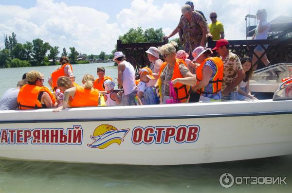 Пляж Затерянный остров в Темрюке. Затерянный остров Кубань. Затерянный остров Анапа. Затерянный остров Темрюк гостиница.