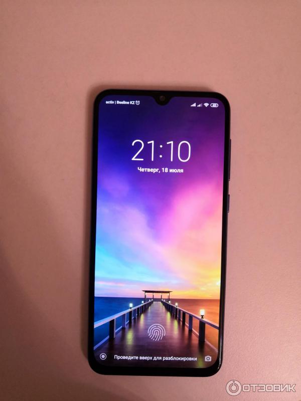 Смартфон Xiaomi Mi9 SE фото