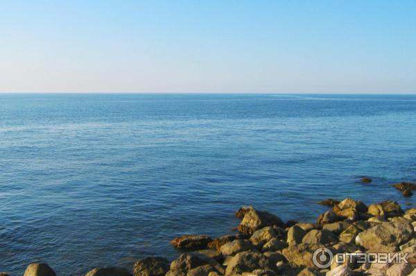 Вот такие пляжи с валунами тоже не редкость