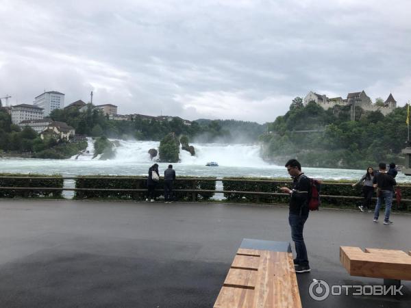 Рейнский водопад (Швейцария) фото