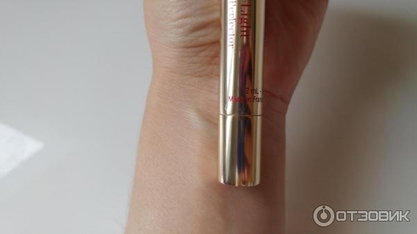 Корректор Clarins Eclat Minute Pinceau Perfecteur фото