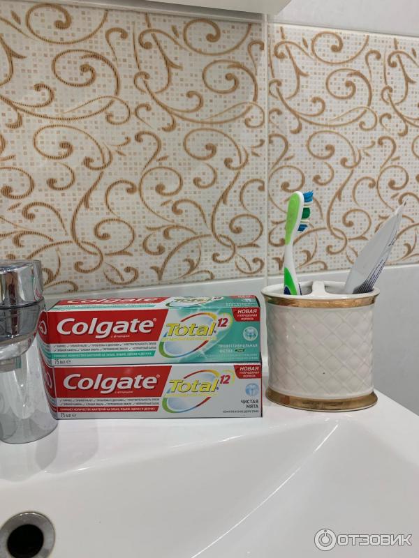 Зубная паста Colgate Total 12 Professional Clean Gel фото