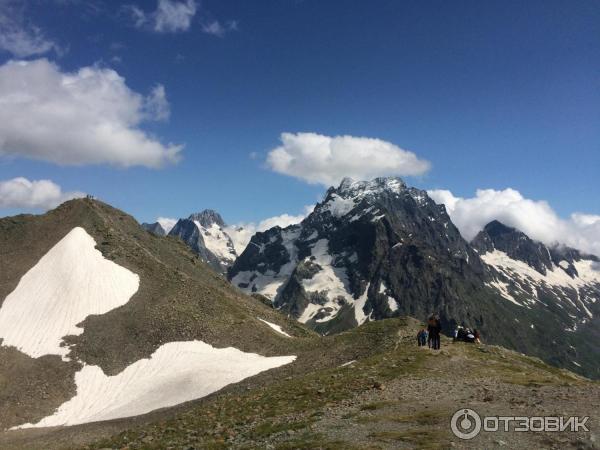 Канатная дорога в пос. Домбай (Россия, Карачаево-Черкессия) фото