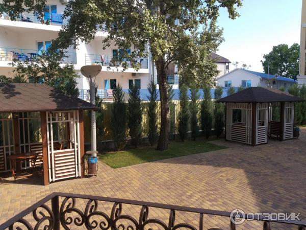 Беседки для курения (вид с балкона)