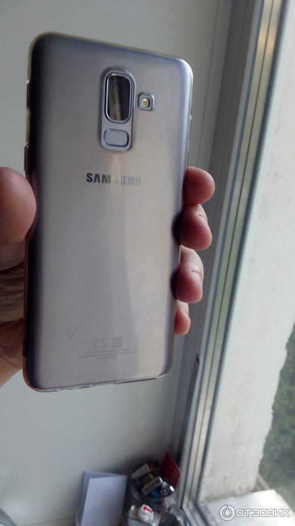 Смартфон Samsung Galaxy J8 фото