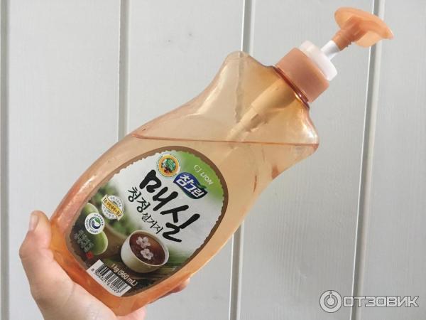 Натуральный гель для мытья посуды Lion Chamgreen Apricot