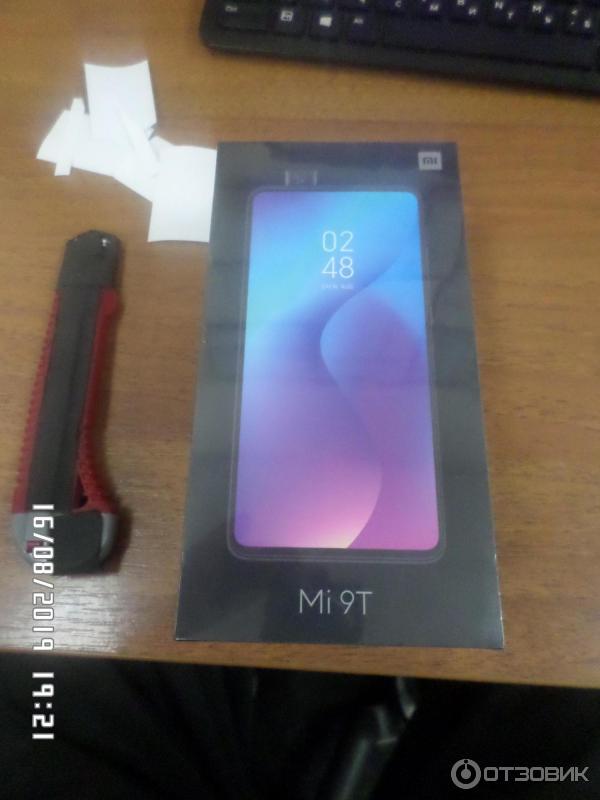 Смартфон Xiaomi Mi 9T фото