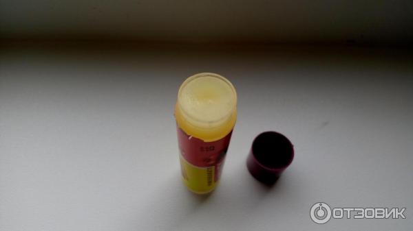 Бальзам для губ Carmex с ароматом граната