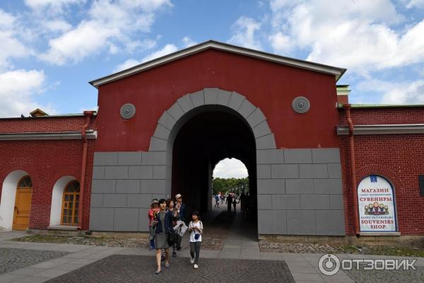 Пешая прогулка вокруг Петропавловской крепости (Россия, Санкт-Петербург) фото