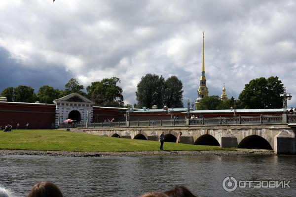 Пешая прогулка вокруг Петропавловской крепости (Россия, Санкт-Петербург) фото