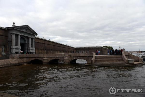 Пешая прогулка вокруг Петропавловской крепости (Россия, Санкт-Петербург) фото