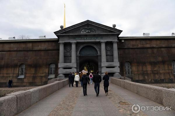 Пешая прогулка вокруг Петропавловской крепости (Россия, Санкт-Петербург) фото