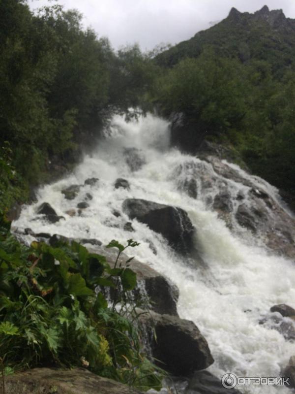 Чучхурский водопад (Россия, Карачаево-Черкесия) фото