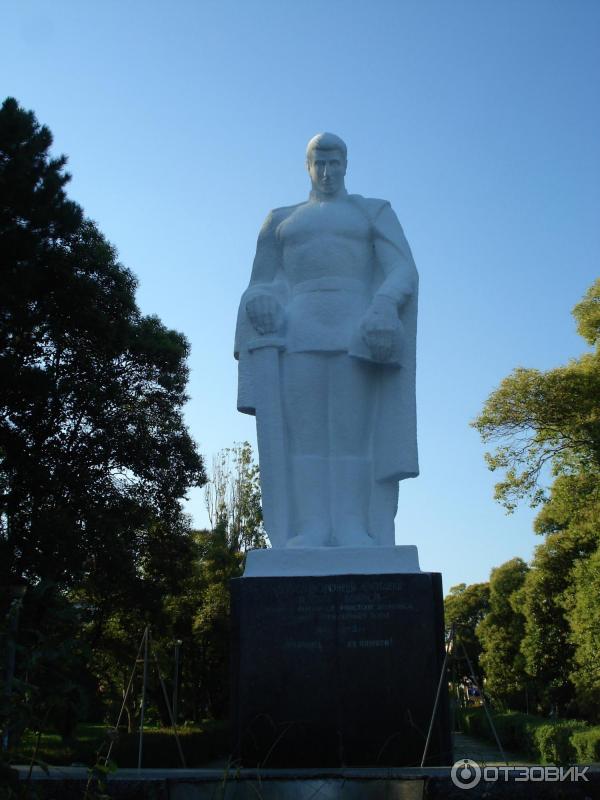 Памятник воину - освободителю, Сухум, Абхазия