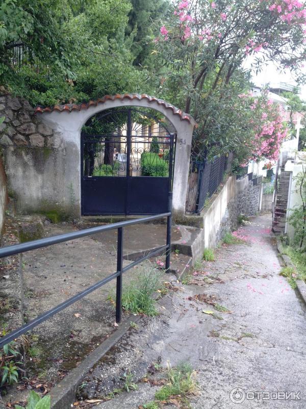 Местные улочки