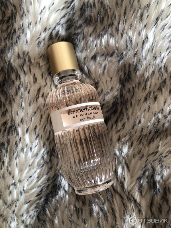 Женская туалетная вода Givenchy Eau Demoiselle фото