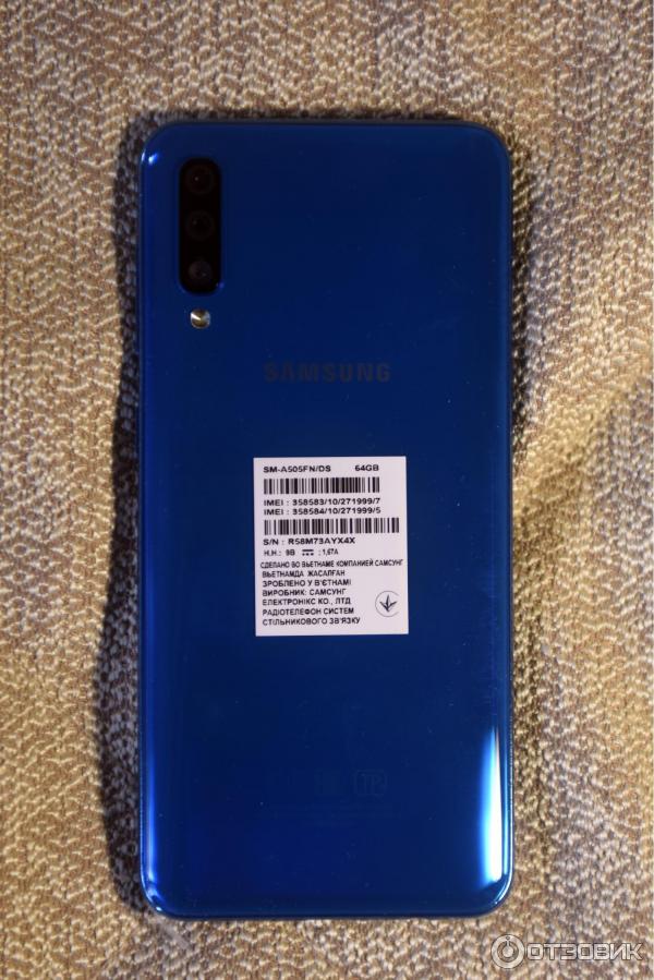 Смартфон Samsung Galaxy A50 фото