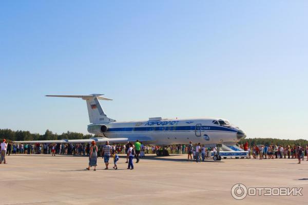 День открытых дверей аэропорта имени Петра I атракцион самолет