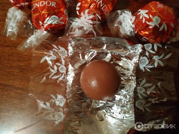 Шоколадные конфеты Lindt фото