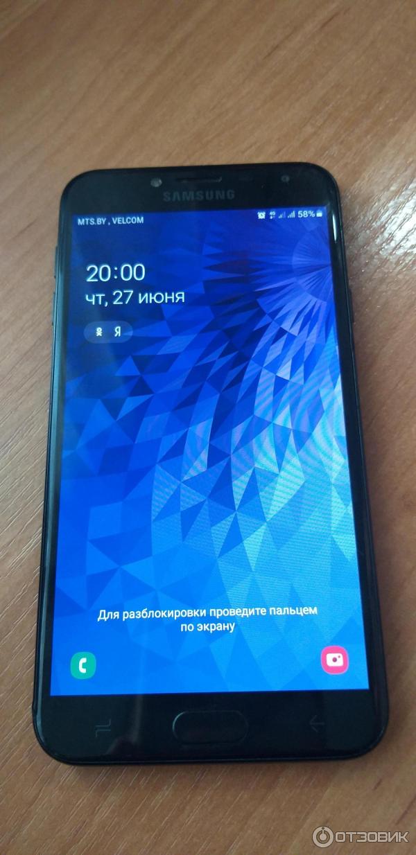 Смартфон Samsung Galaxy J4 фото