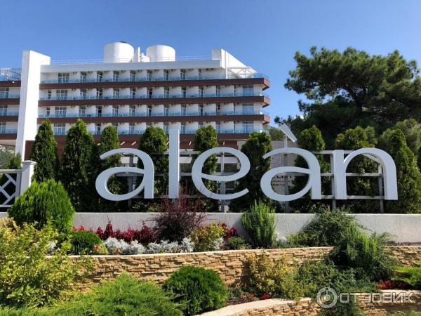 Отель Alean Family Resort & SPA Biarritz (Россия, Геленджик) фото