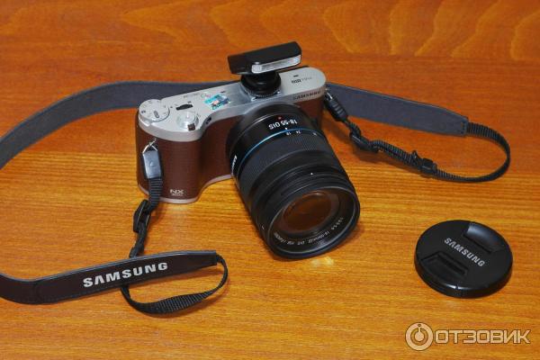 Цифровой фотоаппарат Samsung NX300