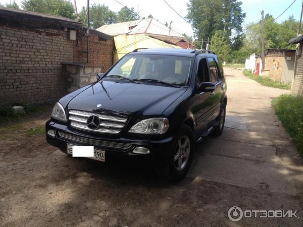 Автомобиль Mercedes ML-163 внедорожник фото