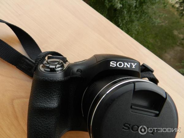 Цифровой фотоаппарат Sony Cyber-shot DSC-H300