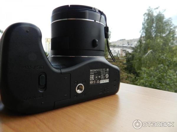 Цифровой фотоаппарат Sony Cyber-shot DSC-H300