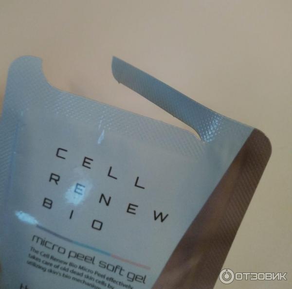 Гель-пилинг для лица The Saem Cell Renew Bio Micro Peel Soft Gel