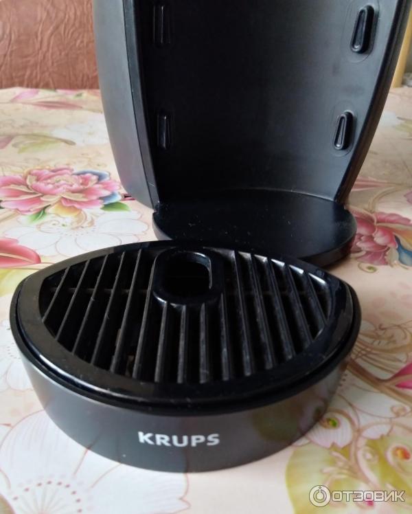 Капсульная кофемашина Krups Dolce Gusto KP 100B фото