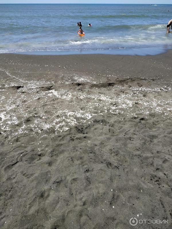 Пляж Магнетити (Грузия) фото