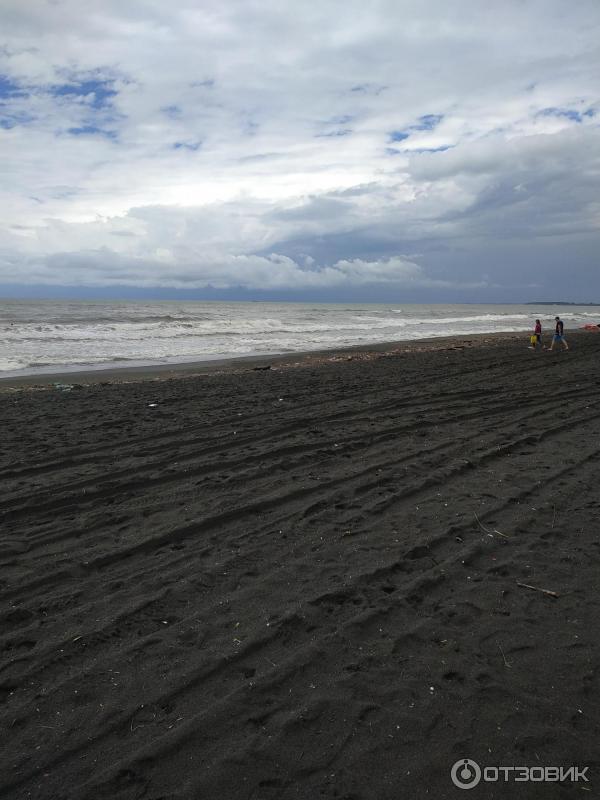 Пляж Магнетити (Грузия) фото