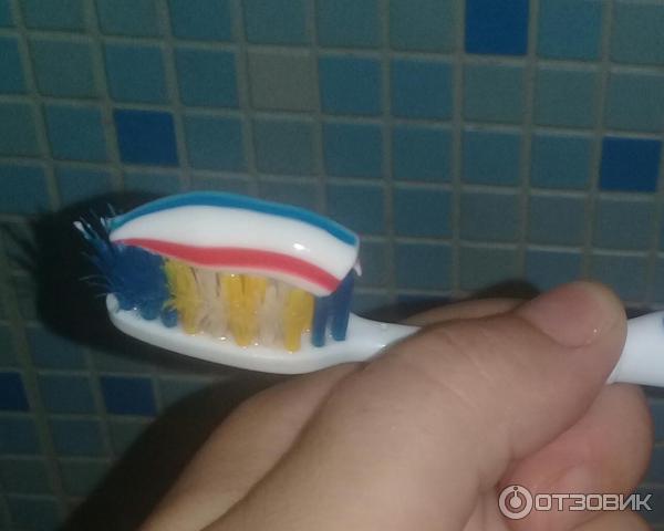 Зубная паста Aquafresh освежающе-мятная фото