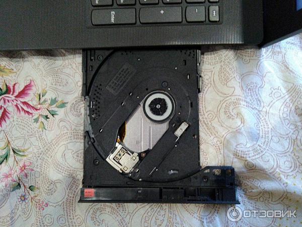 Ноутбук Lenovo V130-15IKB фото