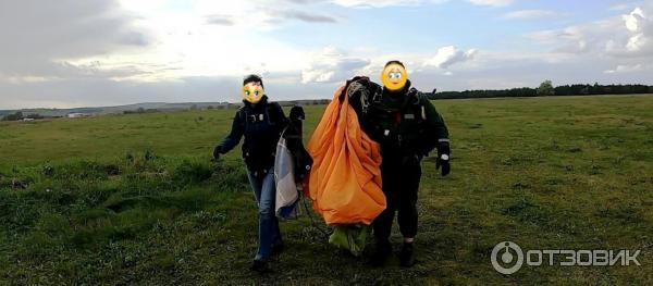 Прыжки с парашютом на аэродроме Первушино (Россия, Уфа) фото