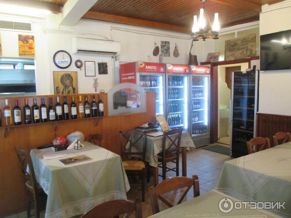 Таверна Taverna To Trigono (Каливия-Торику, Греция) фото