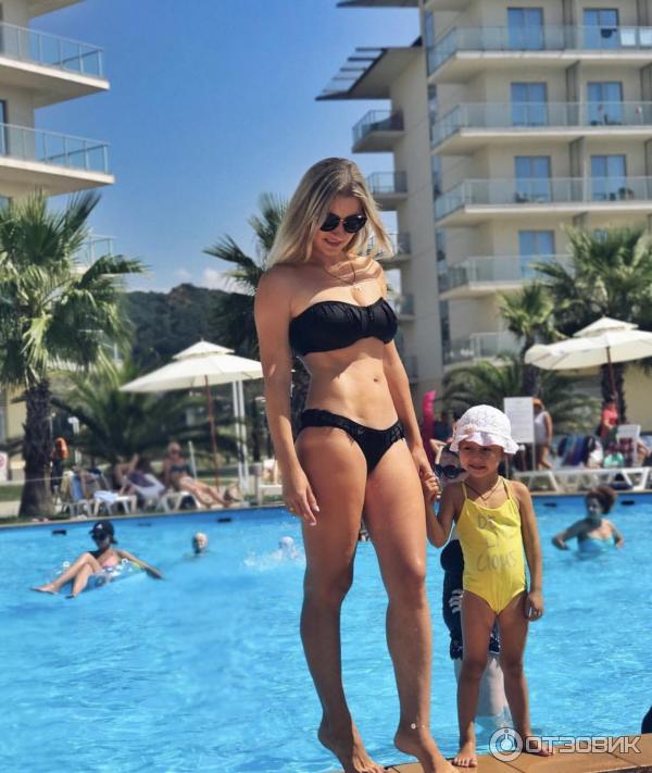 Бассейн с анимацией